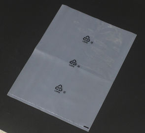 150 * 200 Mm는 주문을 받아서 만들어진 인쇄된 로고를 가진 백색 PE 비닐 봉투를 방수 처리합니다